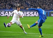 乐鱼体育地址-里昂致命失误，主场不敌对手，遭受惨败的简单介绍