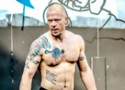 乐鱼体育链接-德国跳水选手表现稳定获得好成绩