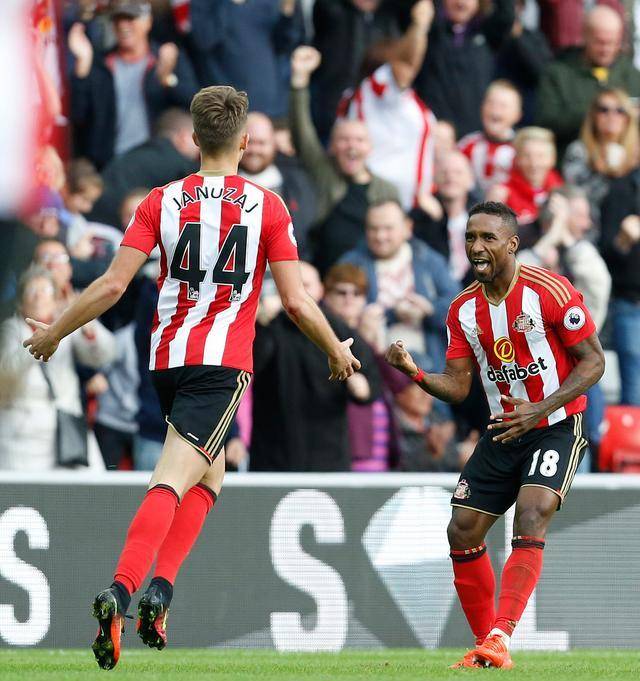 波兰足球超级联赛球员备战周末比赛严阵以待的简单介绍 波兰足球超级联赛球员备战周末比赛严阵以待的简单介绍