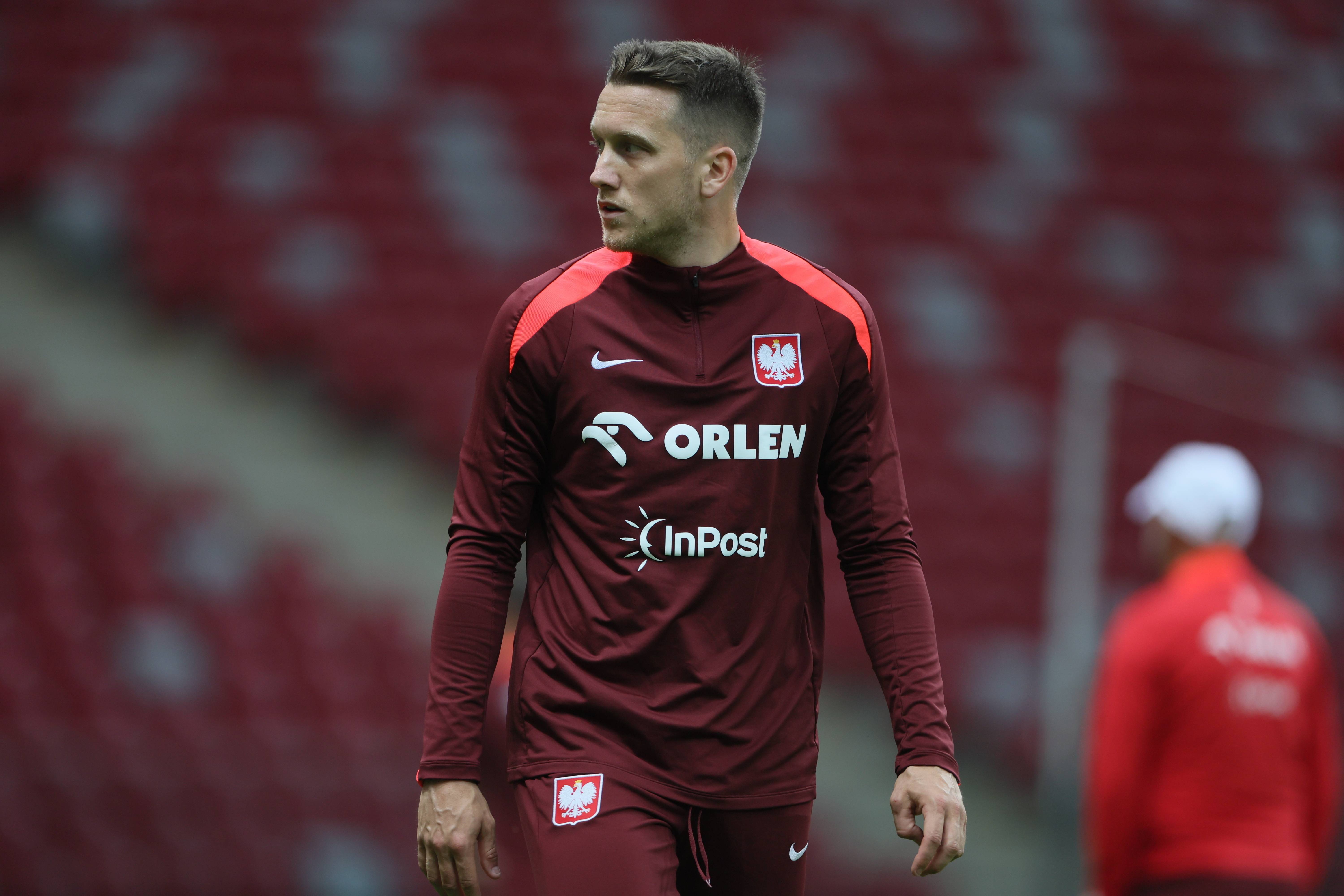 波兰足球超级联赛球员备战周末比赛严阵以待的简单介绍 波兰足球超级联赛球员备战周末比赛严阵以待的简单介绍