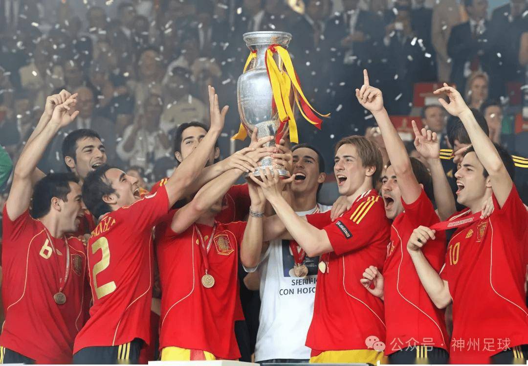 欧洲国家足球赛事呈现出精彩纷呈的局面,谁将笑到最后 欧洲国家足球赛事呈现出精彩纷呈的局面,谁将笑到最后