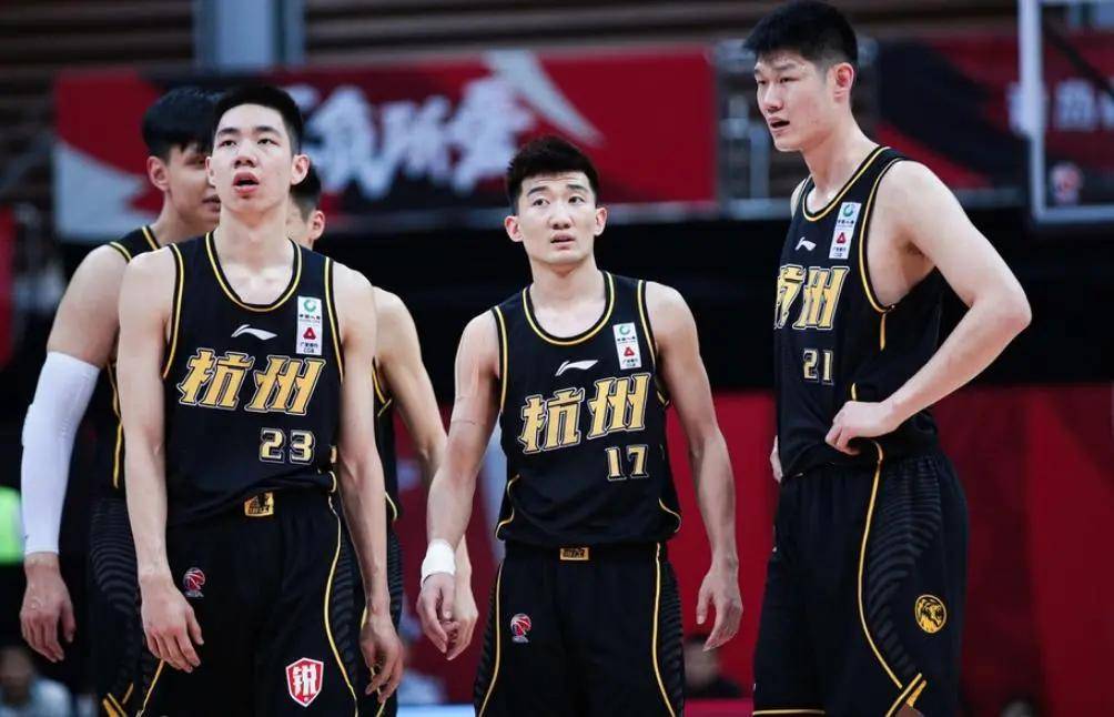 新晋升级赛双雄对决,谁能继续保持优势?的简单介绍 新晋升级赛双雄对决,谁能继续保持优势?的简单介绍