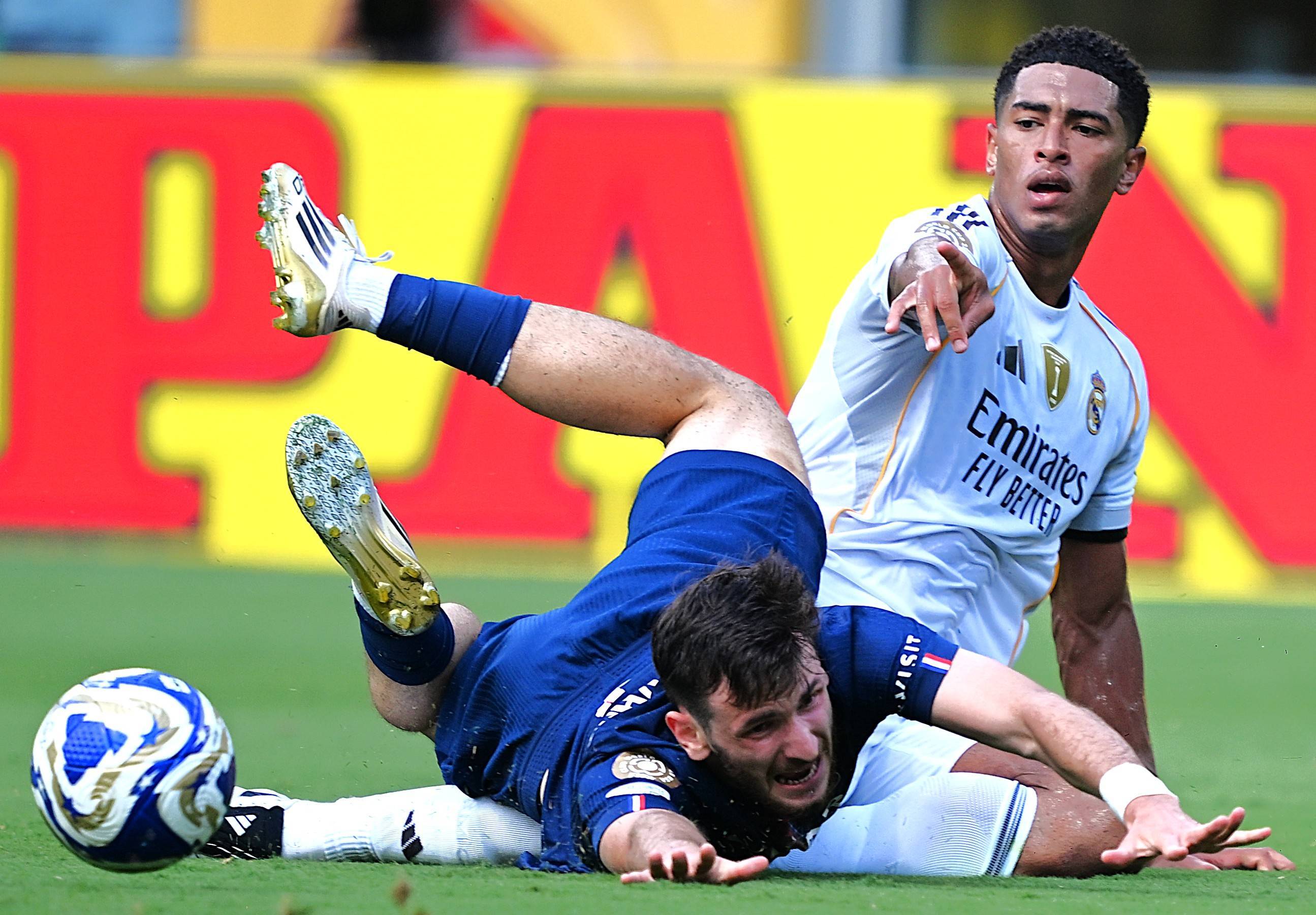 巴黎圣日耳曼明星球员受伤，扰乱球队节奏的简单介绍