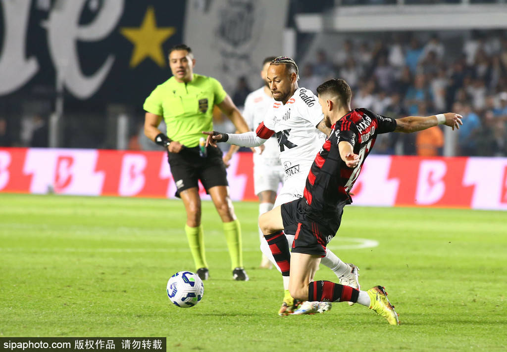 巴塞罗那遭遇尤文图斯困局，激烈对抗的简单介绍