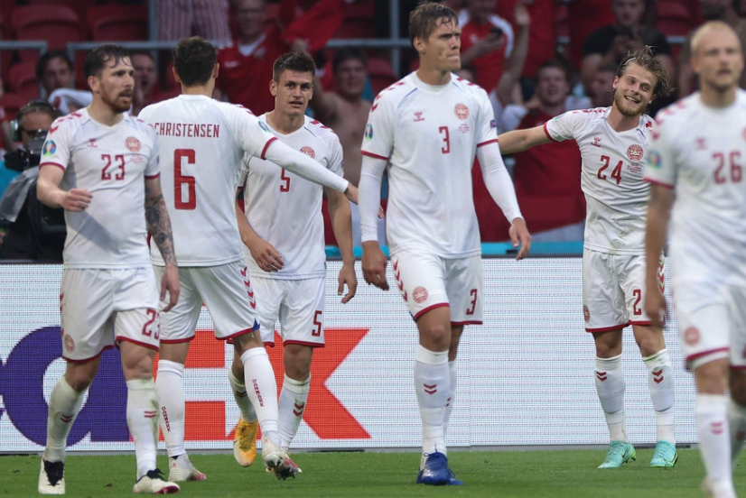 法国对阵捷克，双方争夺前往欧锦赛的资格的简单介绍