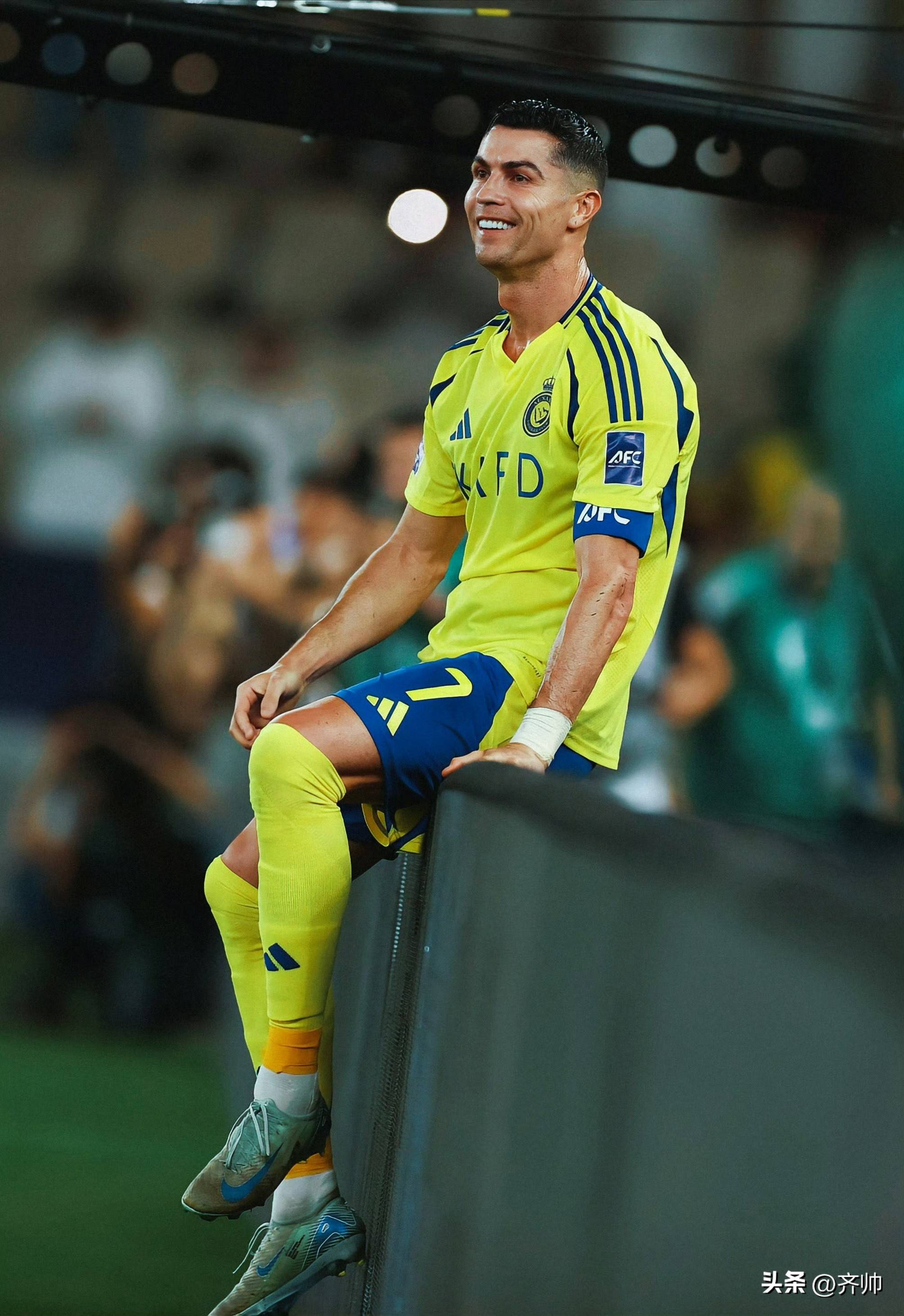 意大利队携手晋级，C罗为队带来胜利的简单介绍