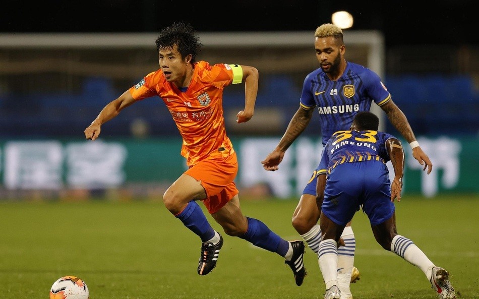 苏宁客场不敌鲁能,痛失领先优势的简单介绍 苏宁客场不敌鲁能,痛失领先优势的简单介绍