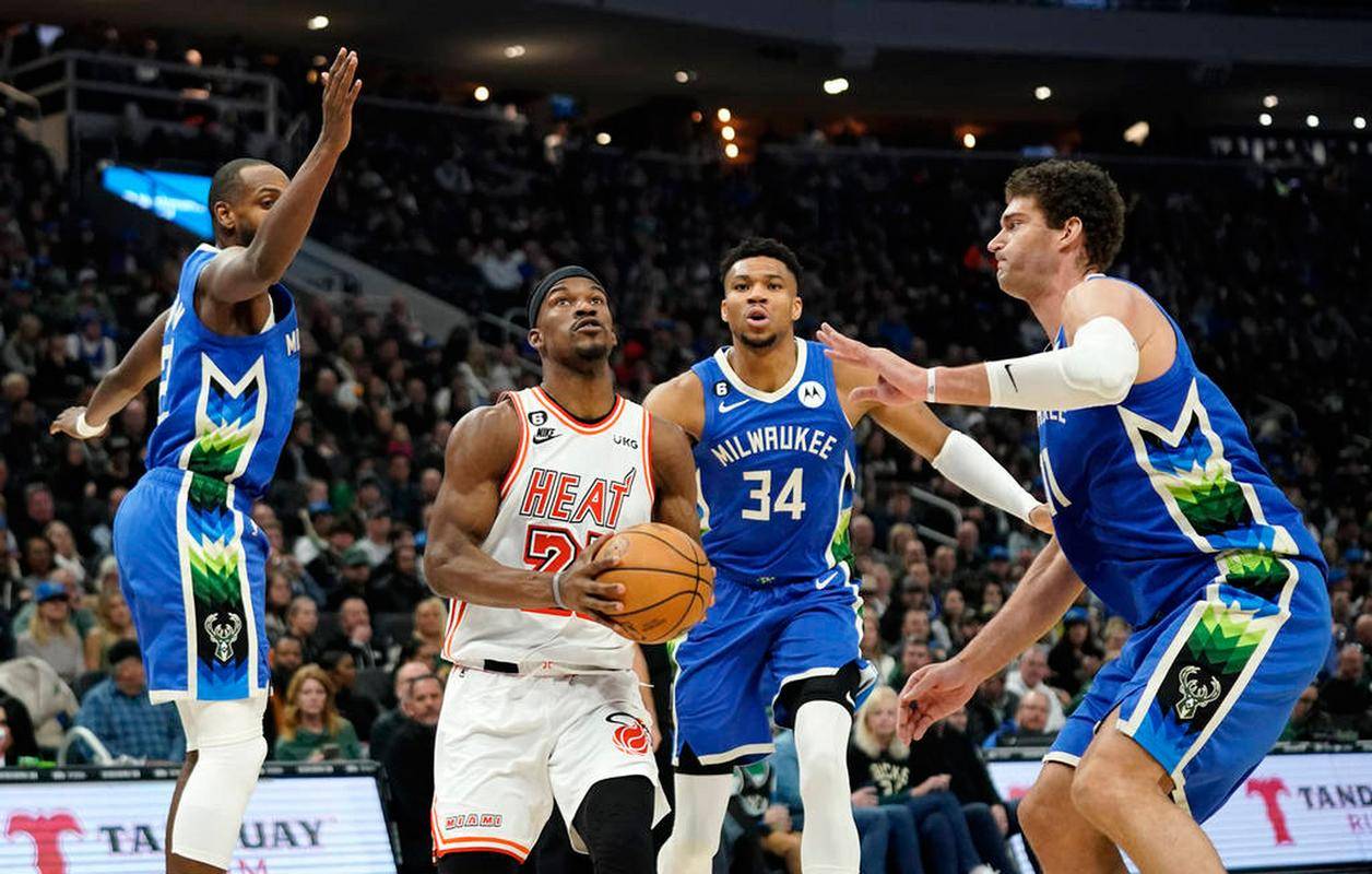 雄鹿击败76人，东部霸主再现