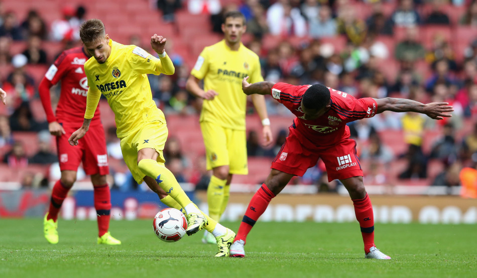 比利亚雷亚尔取胜，终结连败